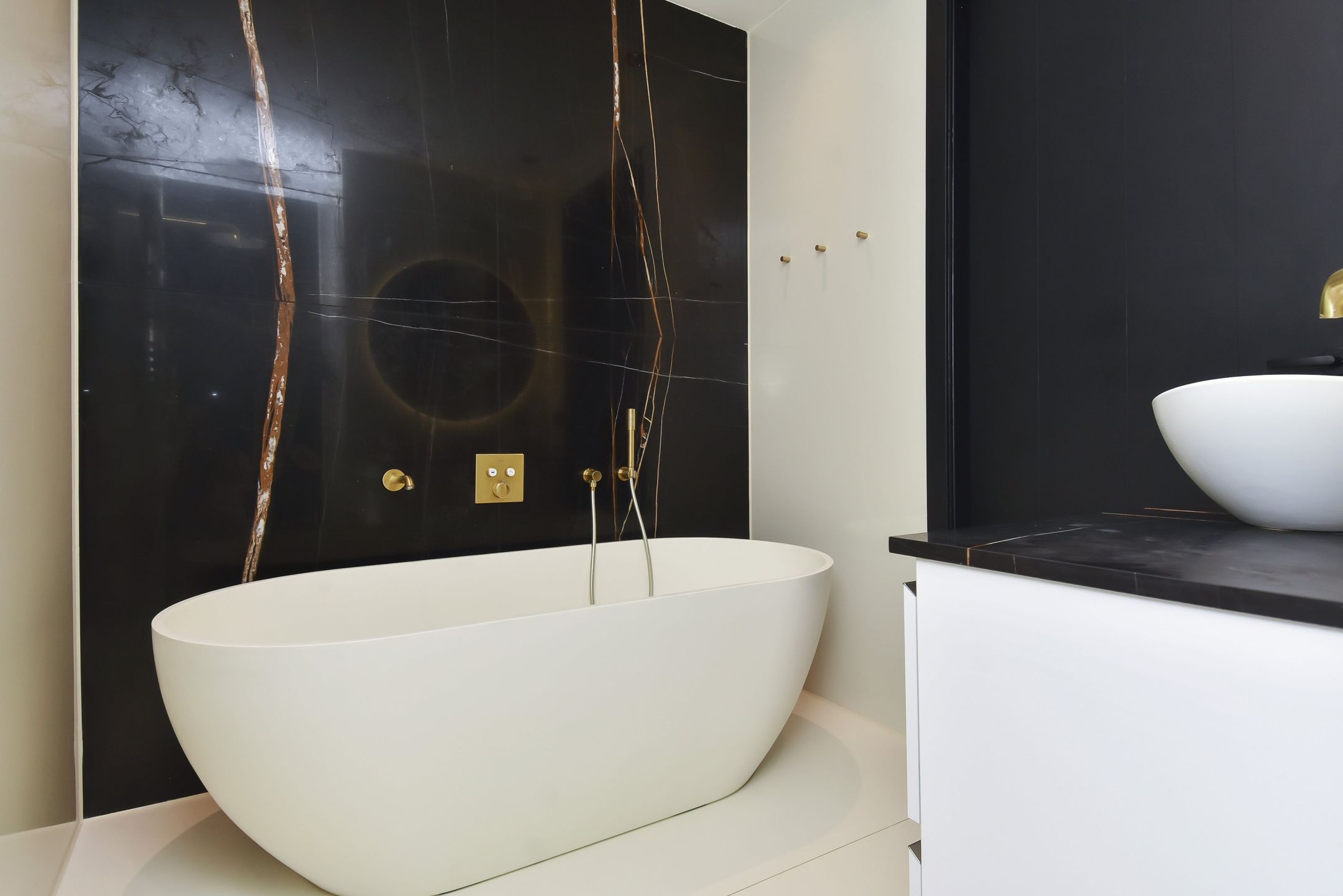 Photo 24 of Badhuisstraat 55-A