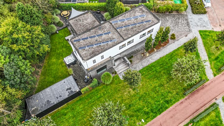 Photo 5 of Aletta Jacobshage 26