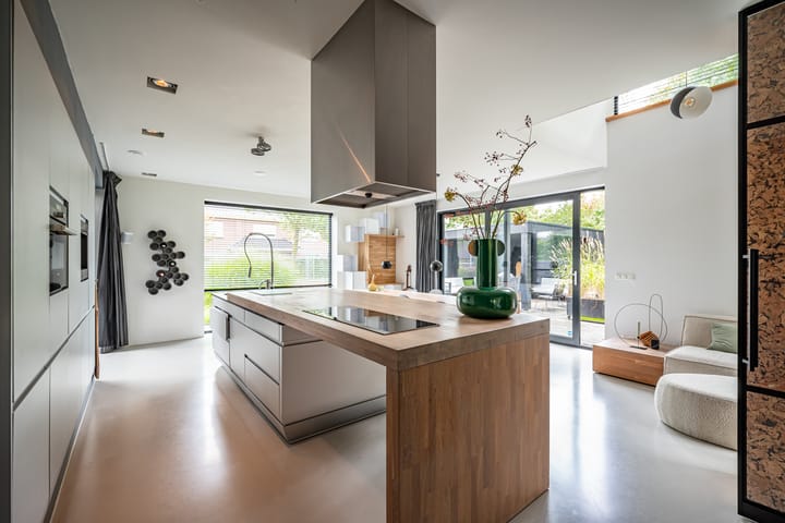 Photo 25 of Aletta Jacobshage 26