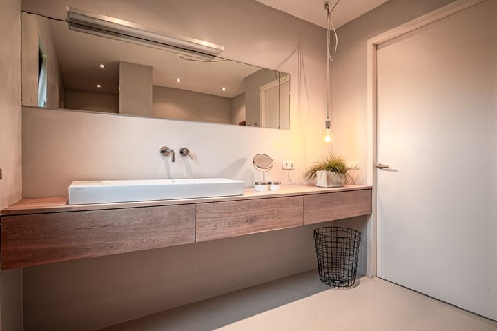 Photo 40 of Aletta Jacobshage 26