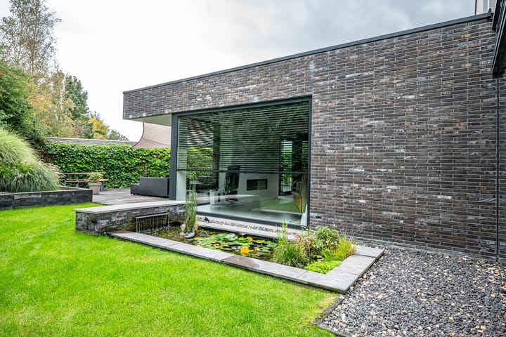 Photo 51 of Aletta Jacobshage 26