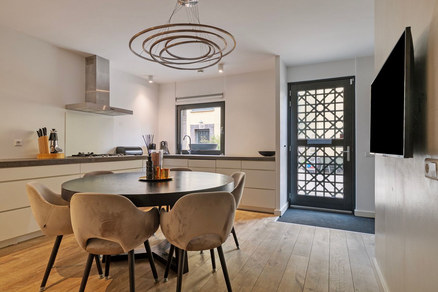 Foto 1 van Kasbahhof 11