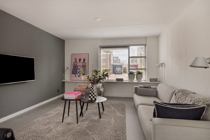 Foto 2 van Plutostraat 10