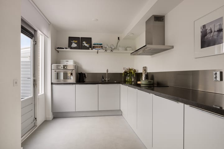 Foto 3 van Plutostraat 10