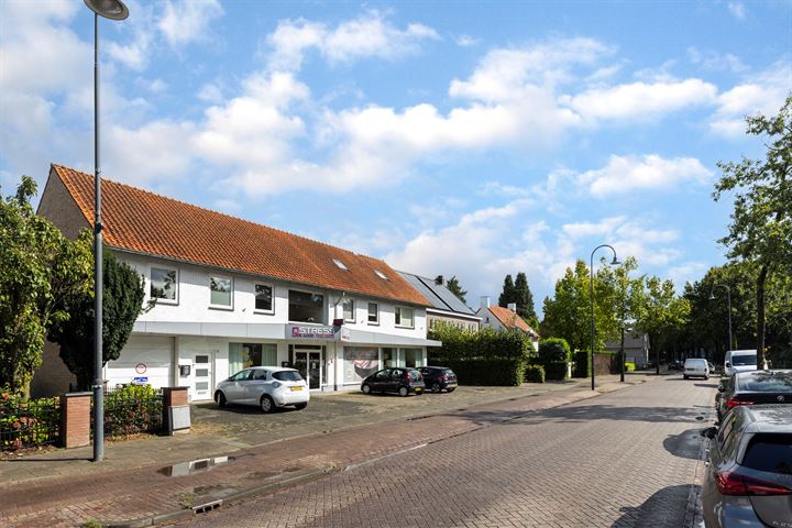 View photo 10 of Dorpsstraat 123