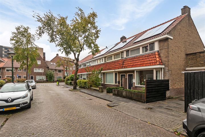 Bekijk foto 32 van Mozartstraat 54