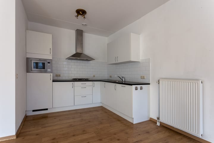 Photo 4 of Wijnstraat 10-B