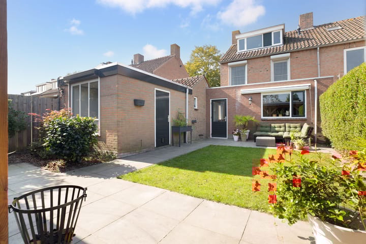 Foto 2 van Burgemeester Snelsstraat 22