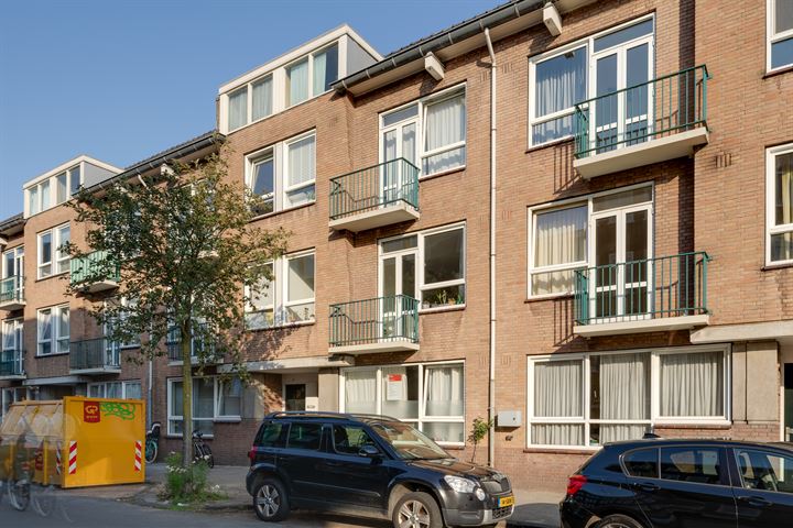 View photo 2 of Uiterwaardenstraat 252-1