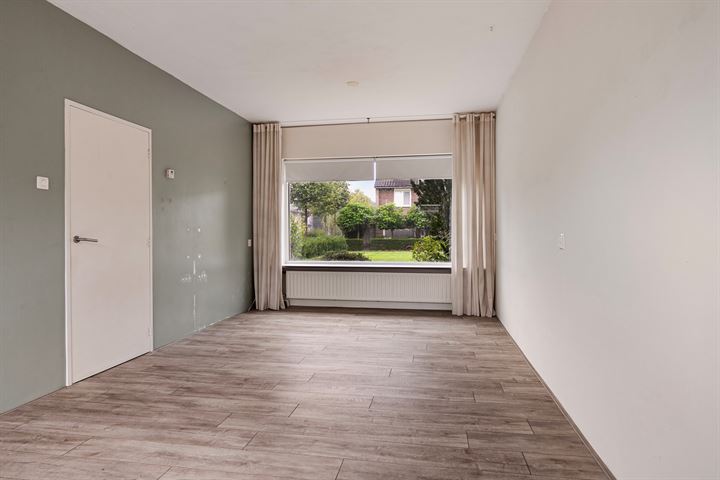 View photo 9 of Smaragdstraat 26