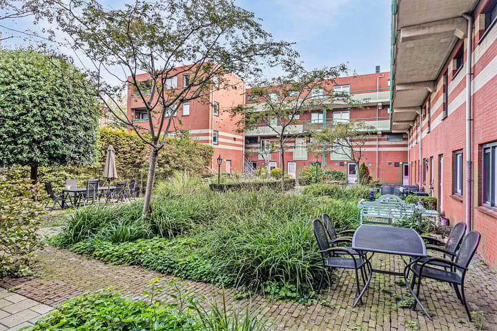 Foto 3 van Koningshof 13