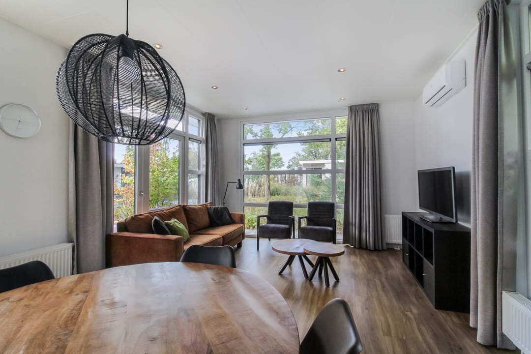 Photo 8 of Loverensestraat 11-K23