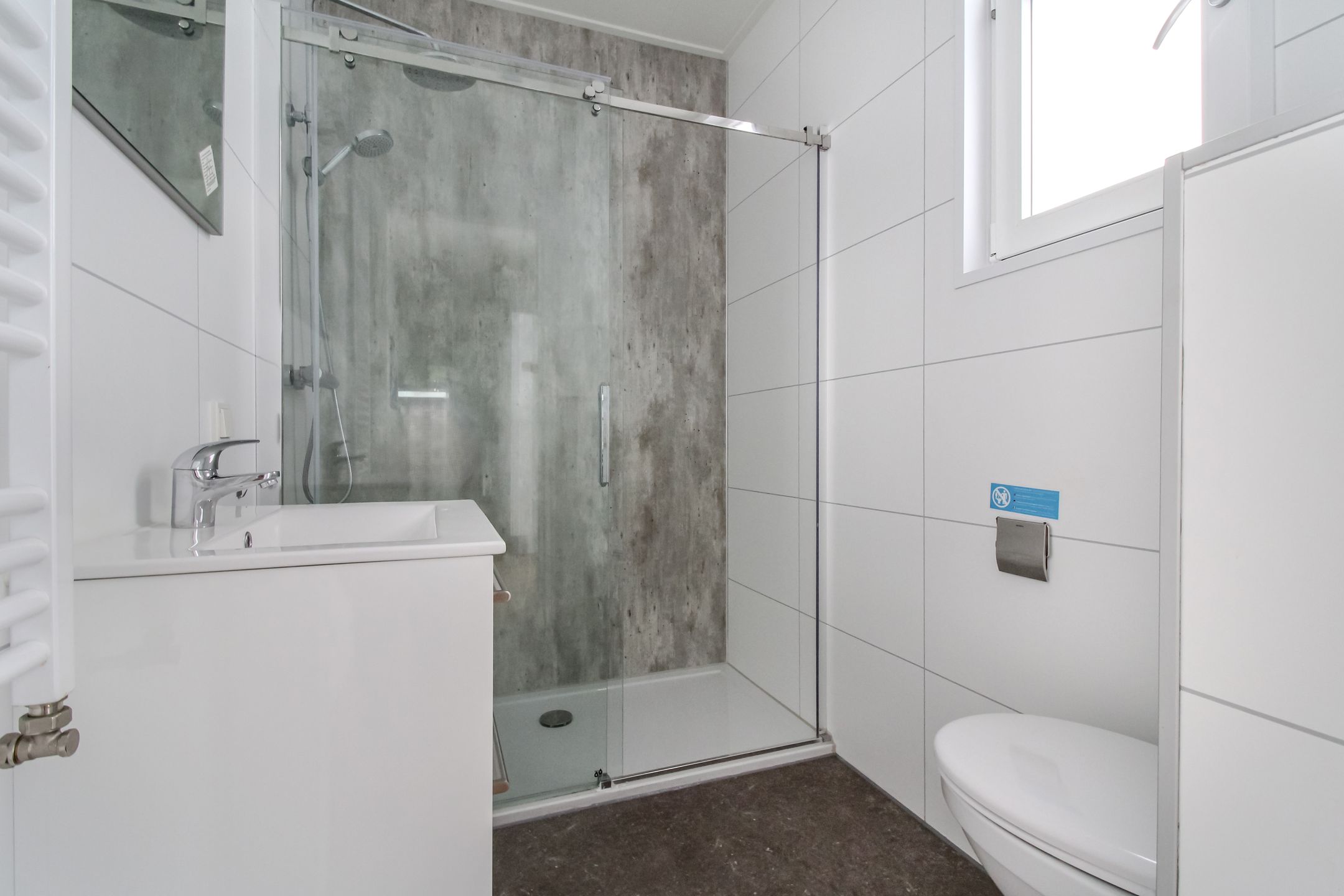 Photo 15 of Loverensestraat 11-K23