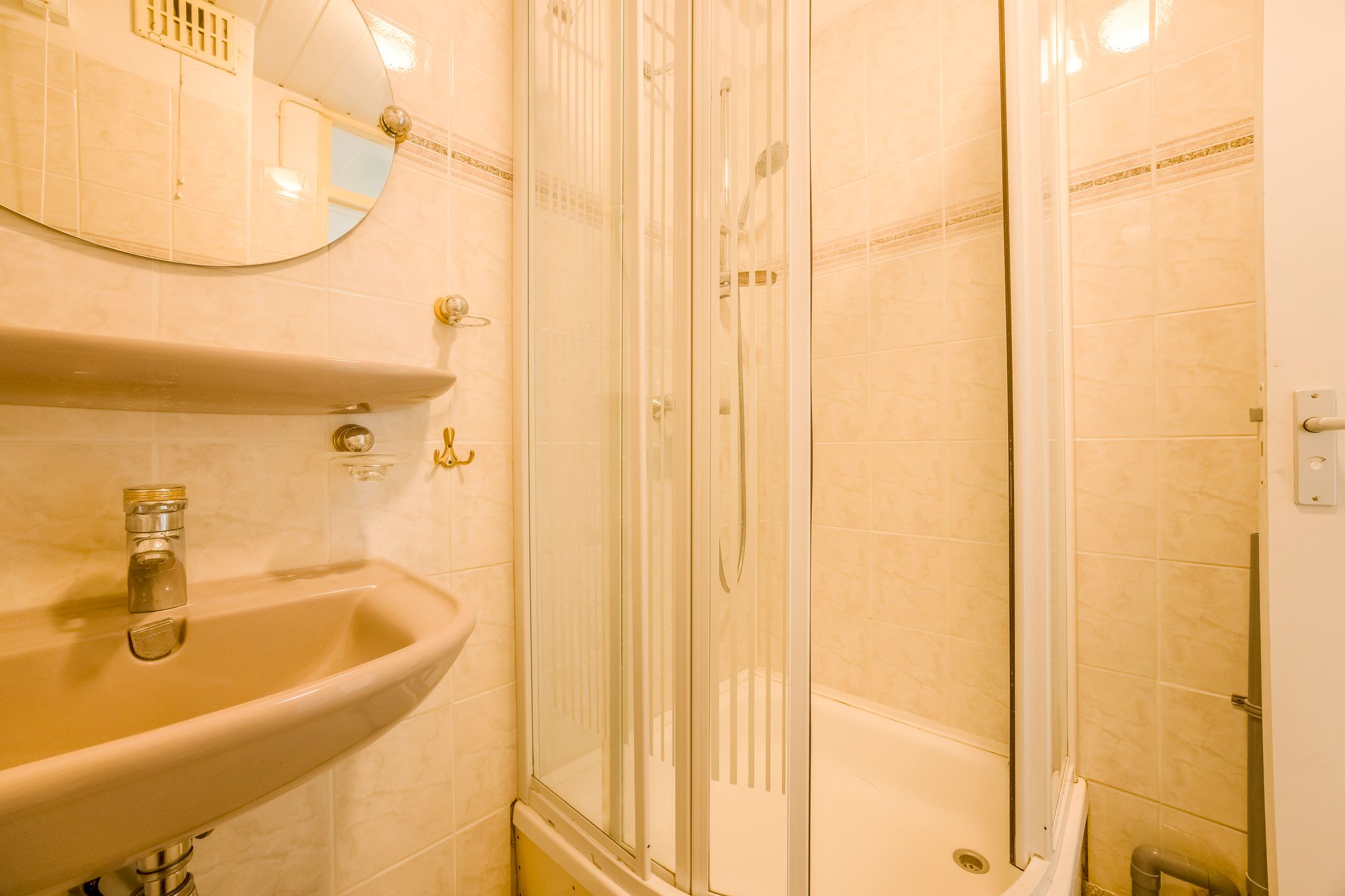 Foto 12 van Beemsterstraat 330