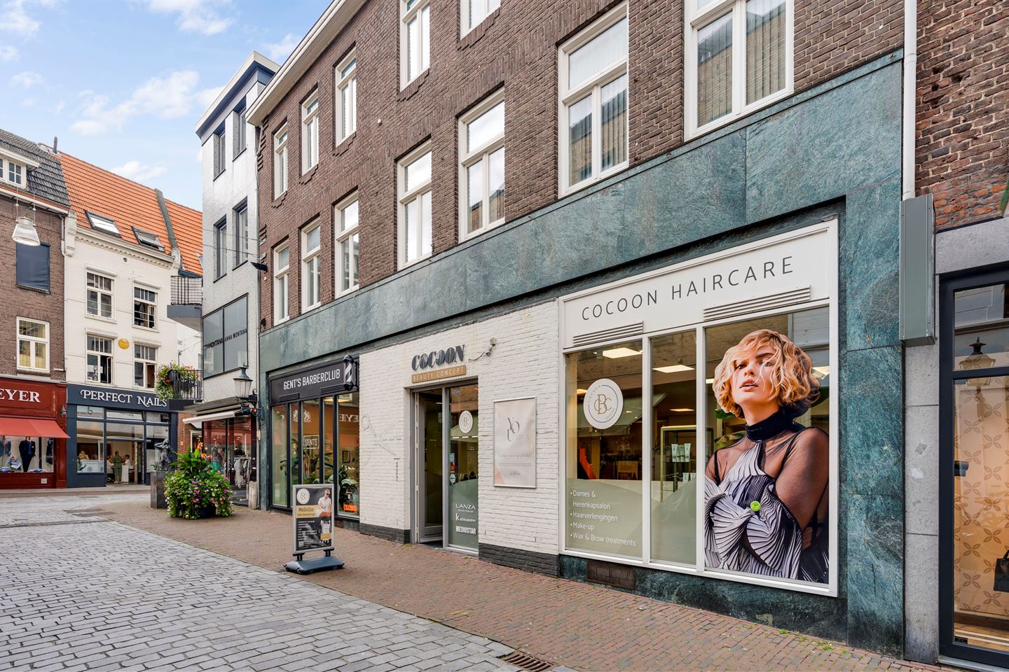 Bekijk foto 1 van Brugstraat 5