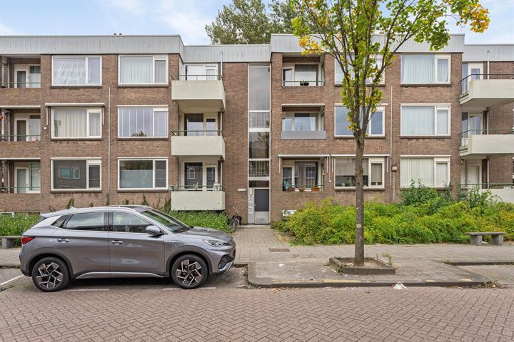 Bekijk foto 1 van Kruiningenstraat 178