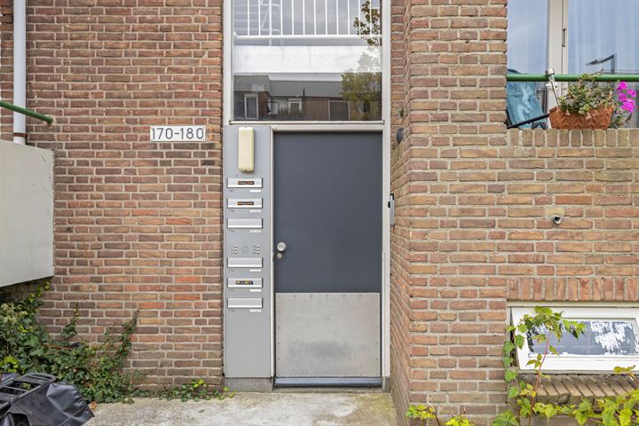 Bekijk foto 19 van Kruiningenstraat 178