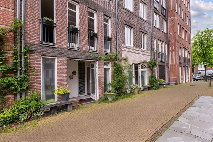 View photo 68 of Boomsluiterskade 239