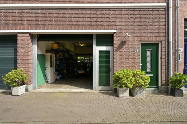 Bekijk foto 8 van Willemstraat 65