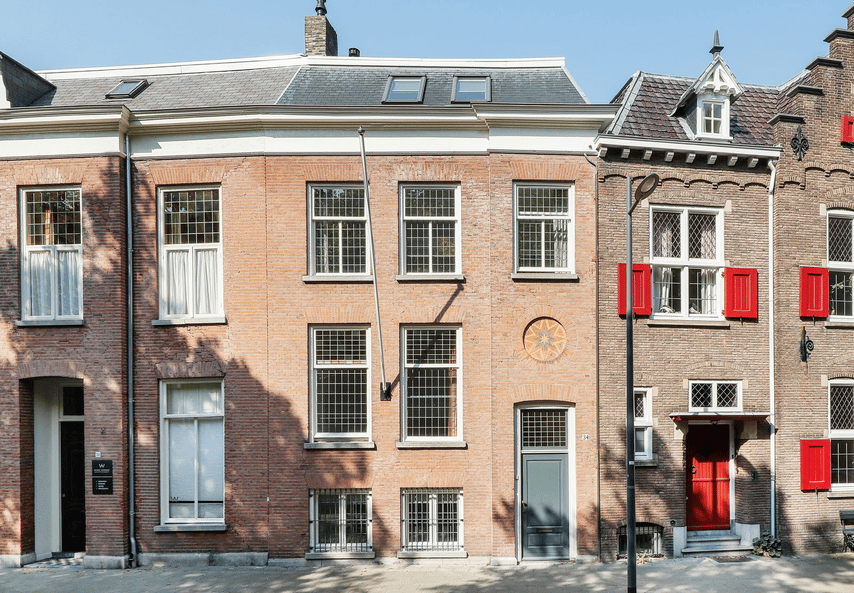 Photo 1 of Jan Heinsstraat 34