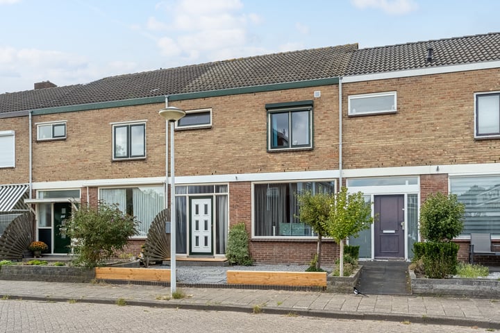 Bekijk foto 32 van Pieter de Hooghstraat 10