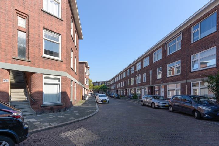 Foto 4 van Hoenderloostraat 67