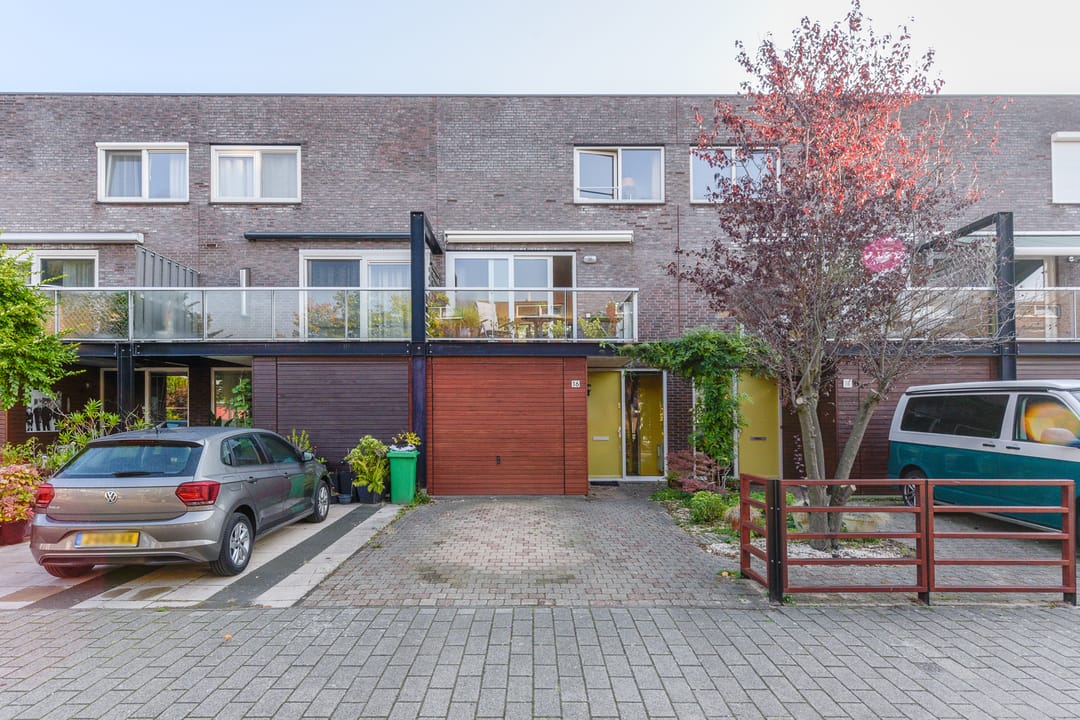 Photo 1 of Hooghalenstraat 16