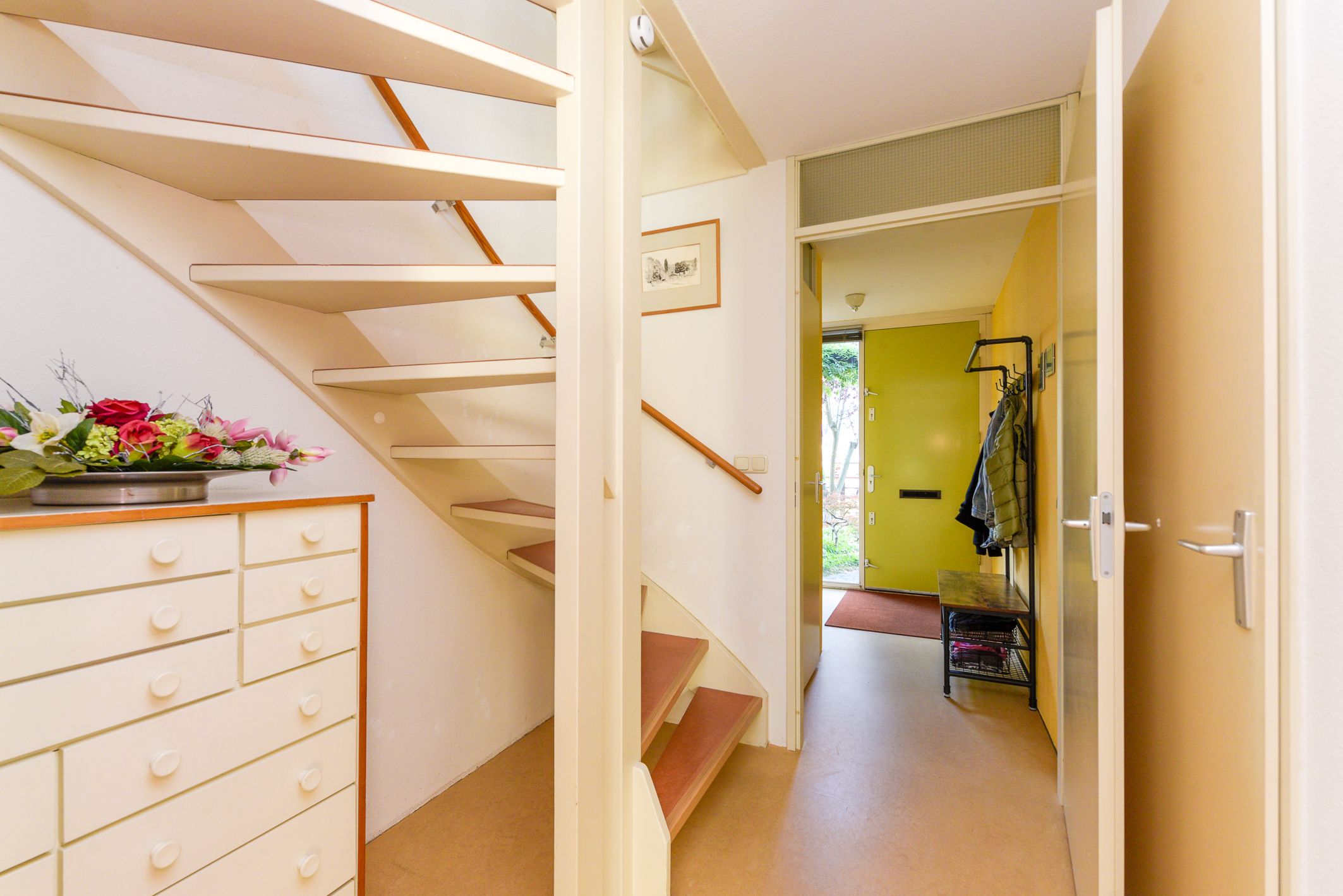 Photo 15 of Hooghalenstraat 16