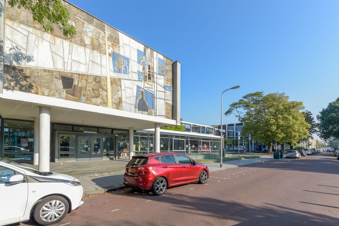 Photo 32 of Hooghalenstraat 16