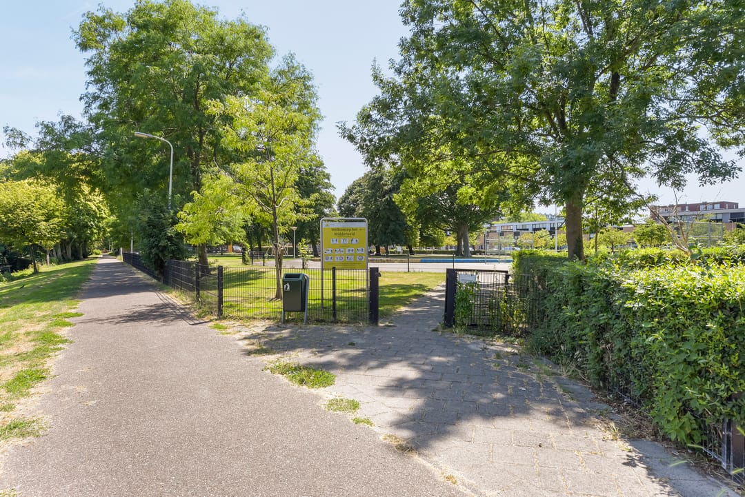 Photo 37 of Hooghalenstraat 16