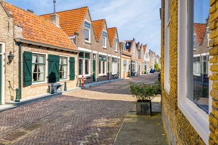 View photo 25 of Minderbroederstraat 49