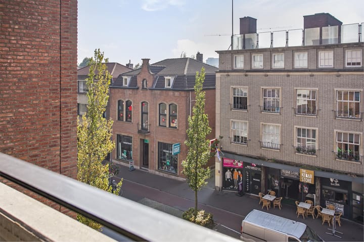 Foto 9 van Clausplein 24