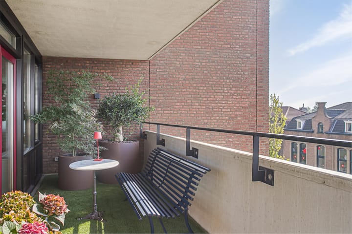 Foto 8 van Clausplein 24