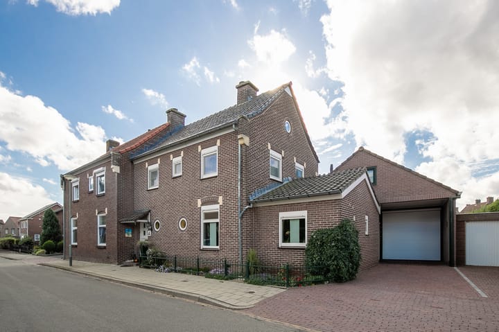 Foto 34 van Pastoor Rijckxstraat 15