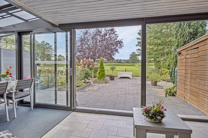 Foto 40 van Bruglaan 32