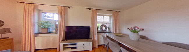 View 360° photo of woonkamer of Marisbaan 5