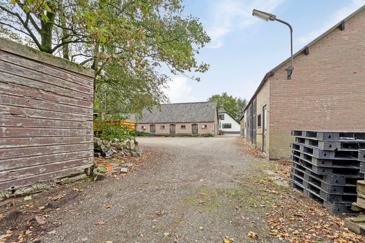 Foto 32 van Laakweg 116