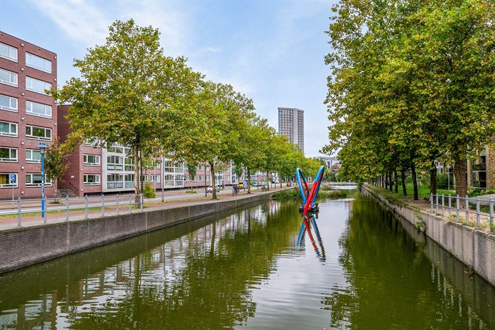 Bekijk foto 40 van Methusalemplein 18