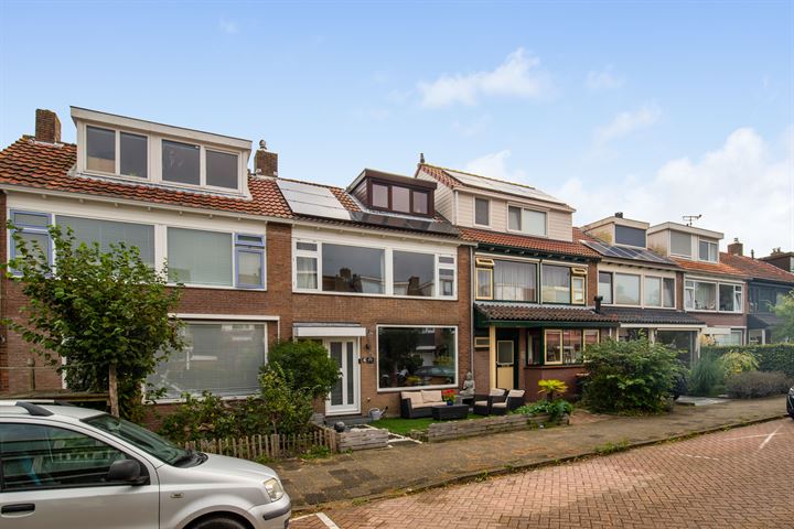 Bekijk foto 31 van Goudenregenlaan 16