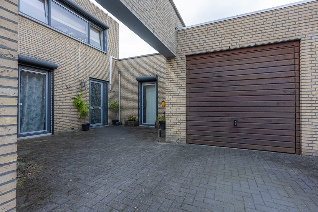 Foto 1 van Kapelaan Friedrichsstraat 6