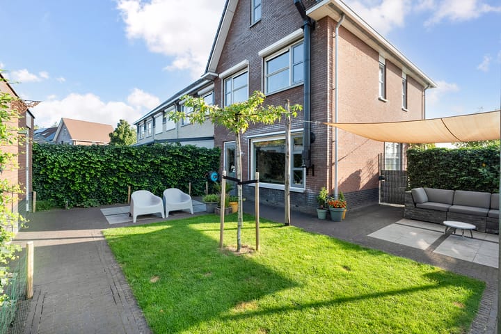 Foto 39 van Jan Tooropstraat 47