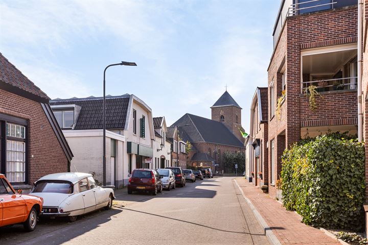 Bekijk foto 33 van Beatrixstraat 4-H