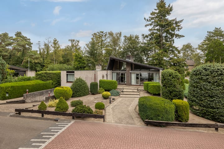 Photo 1 of Travertin 41