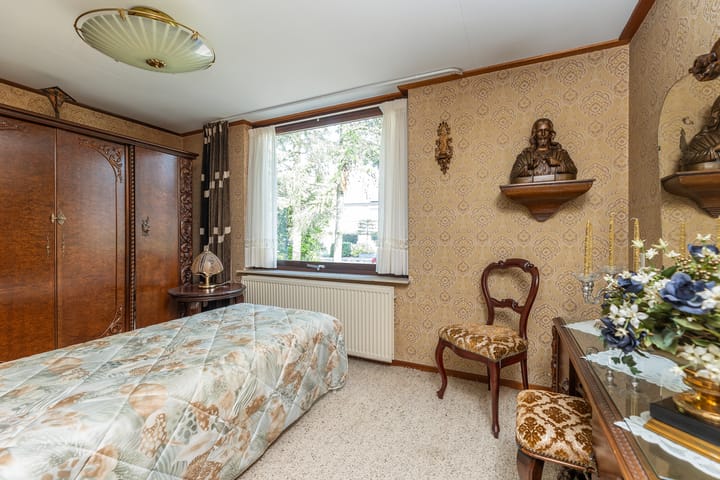 Photo 37 of Travertin 41