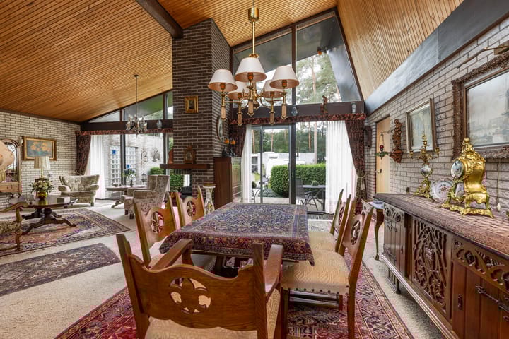 Photo 24 of Travertin 41