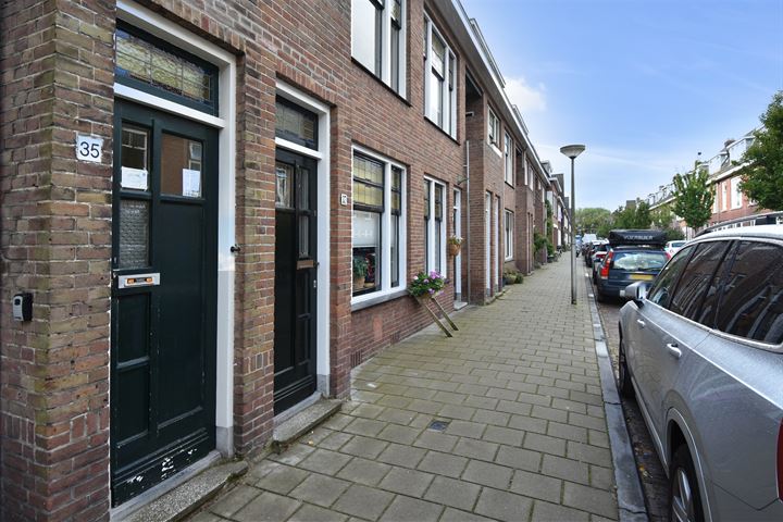 View photo 2 of C. Fockstraat 37