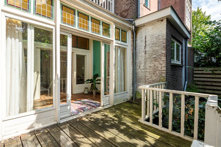 Bekijk foto 13 van Jacob Obrechtstraat 72-H