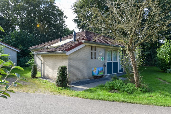 Foto 2 van Landweerswal 2-036