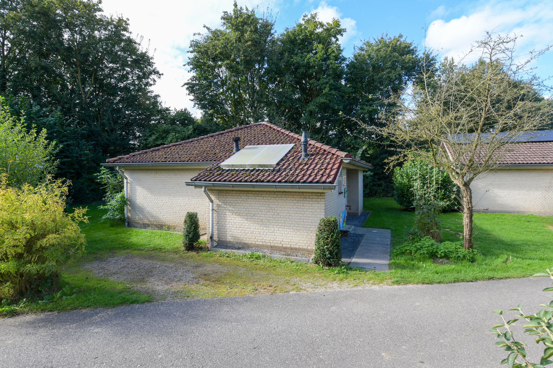 3-bedroom freehold villa in Braamt — photo 3 of 5