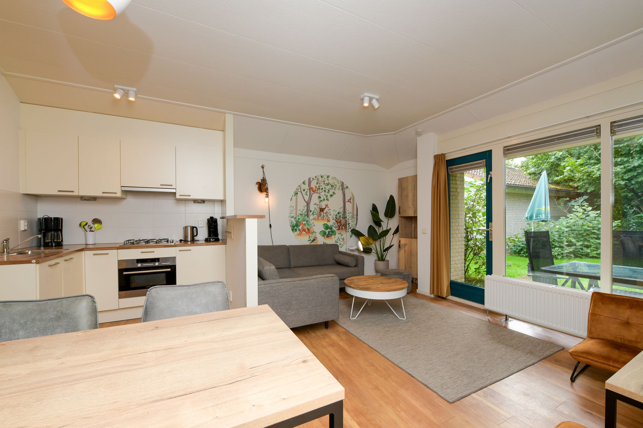 3-bedroom freehold villa in Braamt — photo 5 of 5